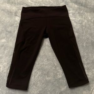 Lululemon Cropped Yoga Pants NEVER WORN Sz 8